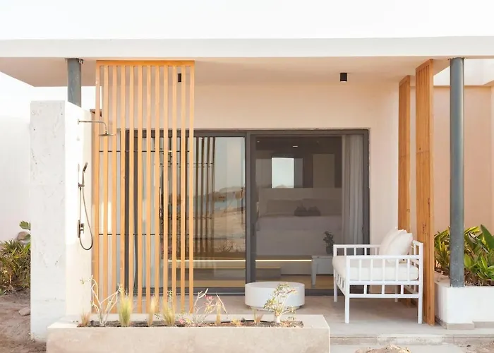 Beachfront Somabay Steps From Sea & Pool الغردقة