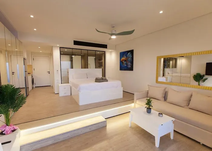 بيت للعطل Beachfront Somabay Steps From Sea & Pool *